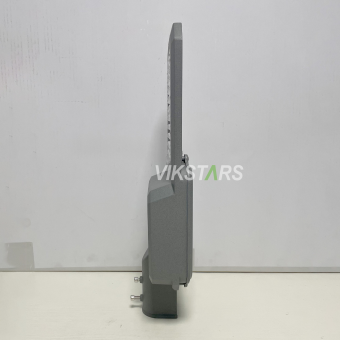 500W 600W 800W 高品質 プロジェクト ランプ 庭 ヴィラ 村 のための太陽光路灯 4