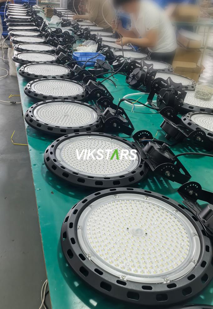 150lm/w UFO ハイベイライト ダイ・カスティング アルミニウムハウジング 5 年間の保証 EMC LED 14