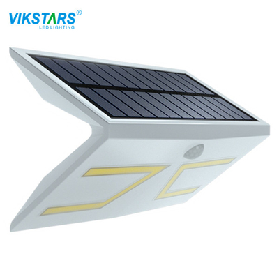 家5Wの動きによって検出される照明モードのための3.7V電池の屋外の太陽ライト